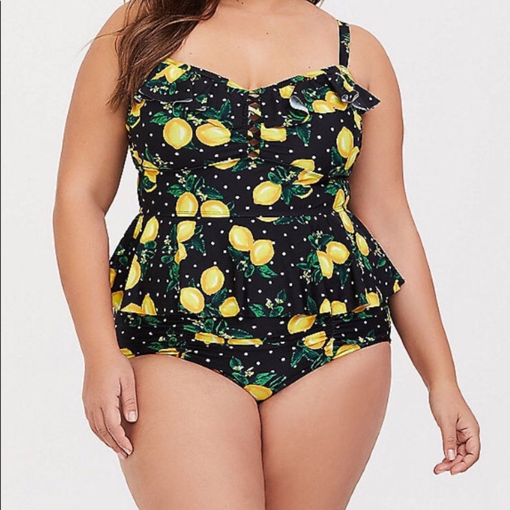 Torrid Lemon 🍋 Tankini Top